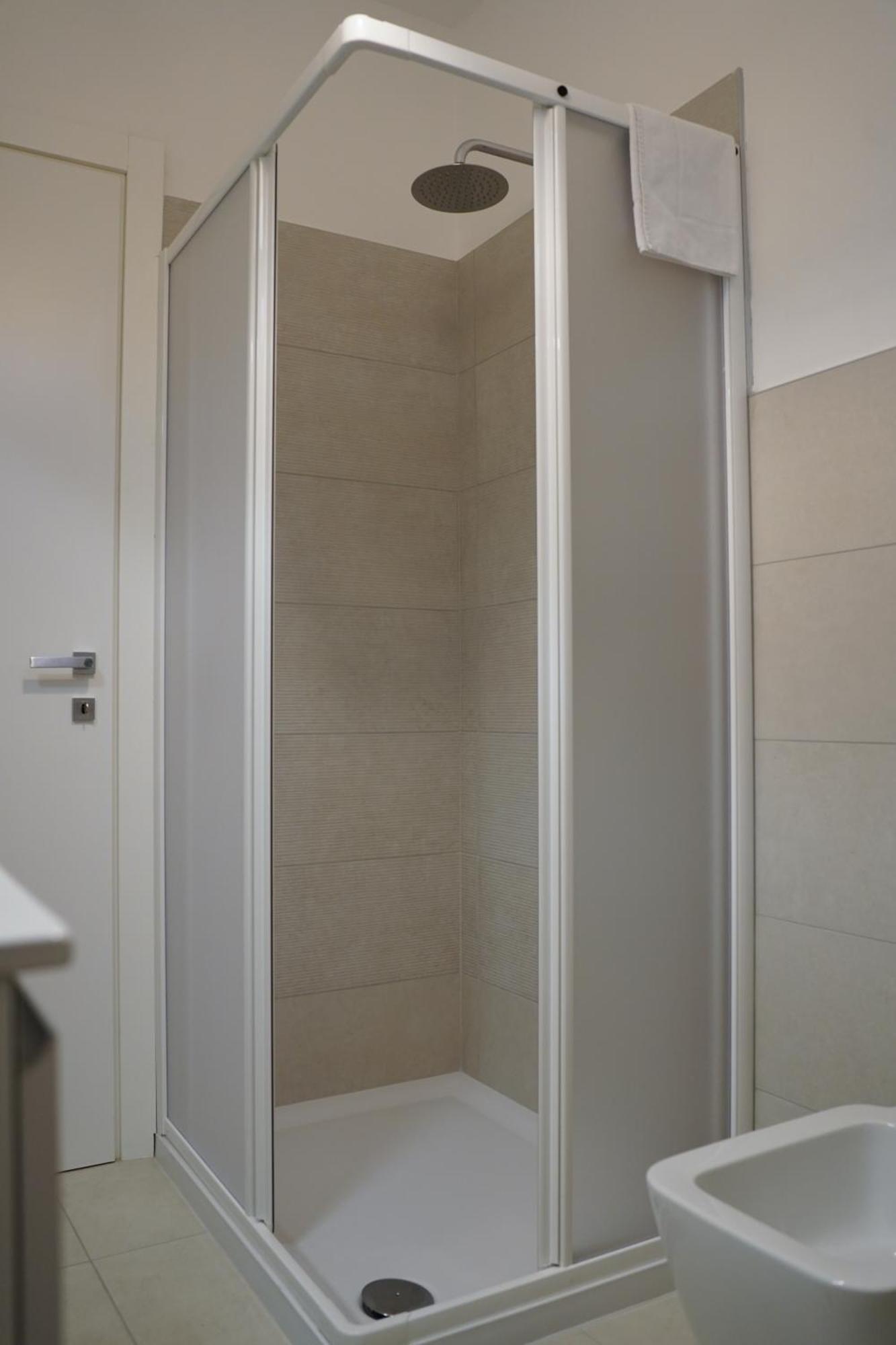 Monumentale M5 Apt - 6 Ospiti & Famiglie Con 2 Bagni E Suite Milan Bagian luar foto